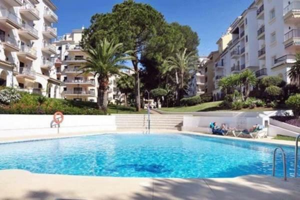 Apartamento Impresionante Loft En Puerto Banus A Pie De Playa Marbella Exterior foto