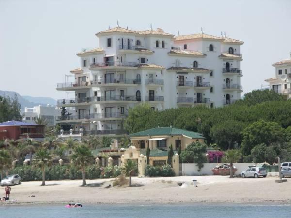 Apartamento Impresionante Loft En Puerto Banus A Pie De Playa Marbella Exterior foto